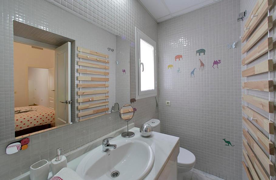 Wish Suite Conde De Baraja Seville Exterior photo